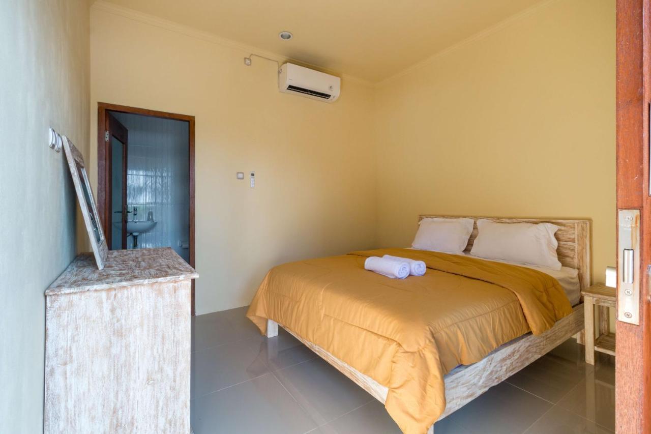 Dicky Guest House 2 Batu Bolong Canggu Exterior foto
