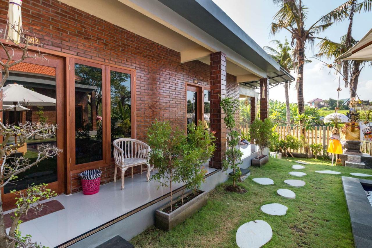 Dicky Guest House 2 Batu Bolong Canggu Exterior foto
